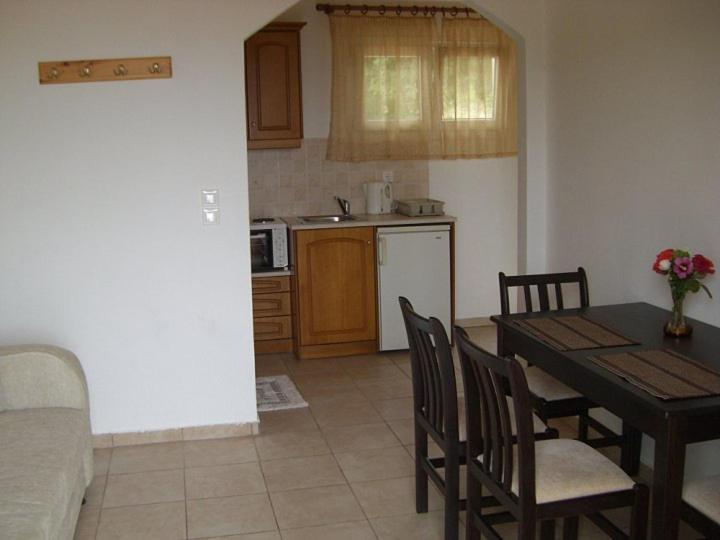 Anatoli Apartments Agios Stefanos Avliotes  Екстер'єр фото